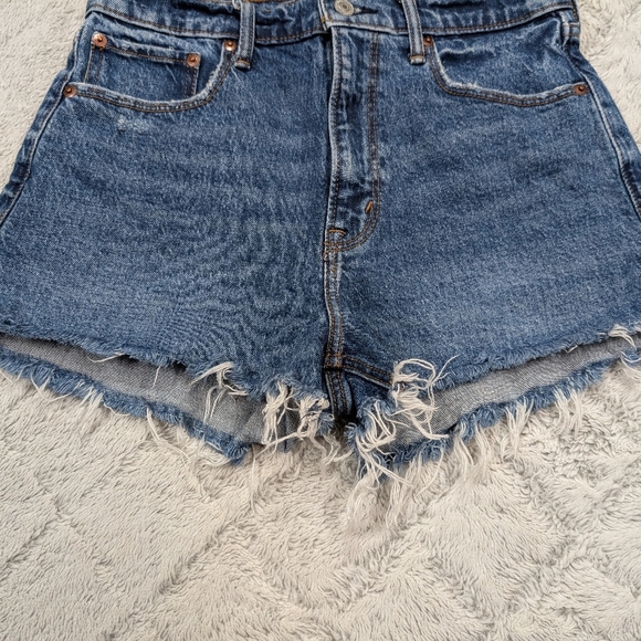 Abercrombie & Fitch Shorts Womens 28/6 Blue Mom Shirt High Rise Cut Off Cotton - Picture 2 of 6